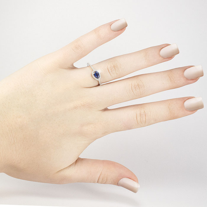 Серебряное кольцо Ореол с крупным синим фианитом Арт. RN011SV