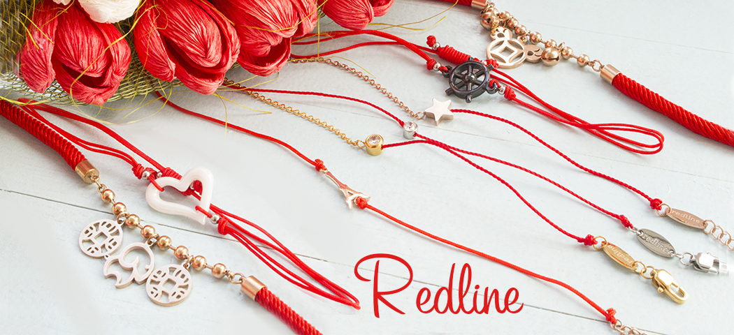 Коллекция "Redline". Милые браслеты из красной нити.