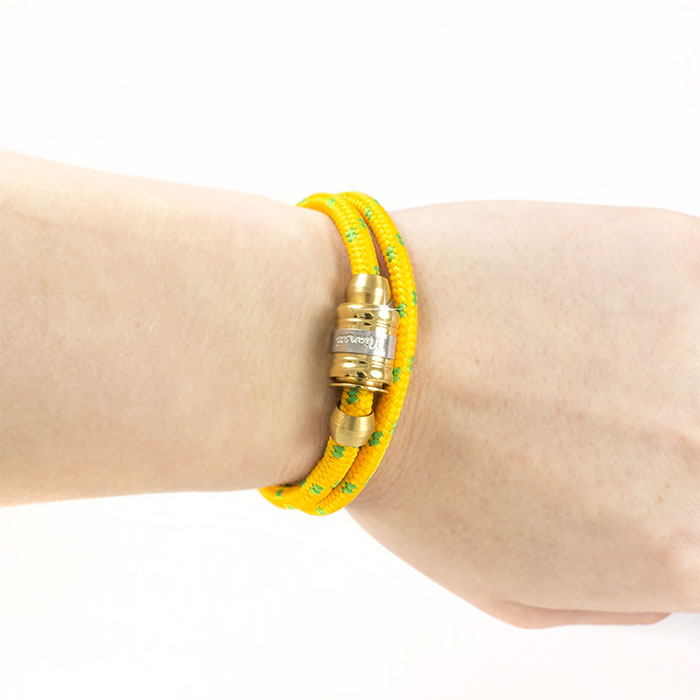Текстильный браслет с закручивающейся застежкой желтый Арт. BS021SL